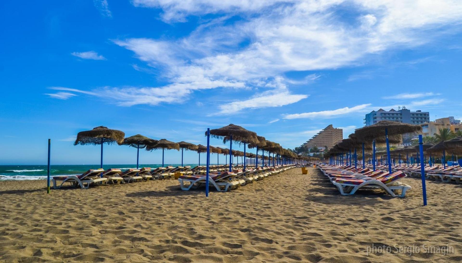 Los Patos I Apartamentos - Segunda Linea De Playa - Parking Gratis - Piscina Benalmádena Exteriör bild